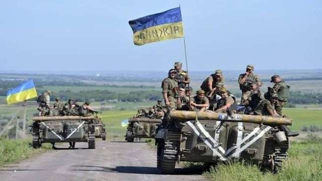 معارك عنيفة قرب مقر الحكومة الأوكرانية