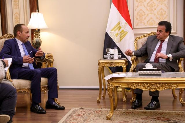 بالصور ..وزير التعليم العالى يستقبل المدير الجديد لمكتب اليونسكو بالقاهرة