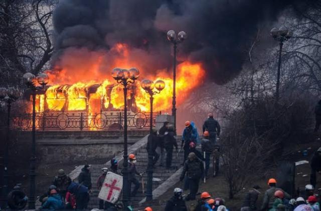 انفجارات بالقرب من كراسني أوكتيابر الروسية على الحدود مع أوكرانيا