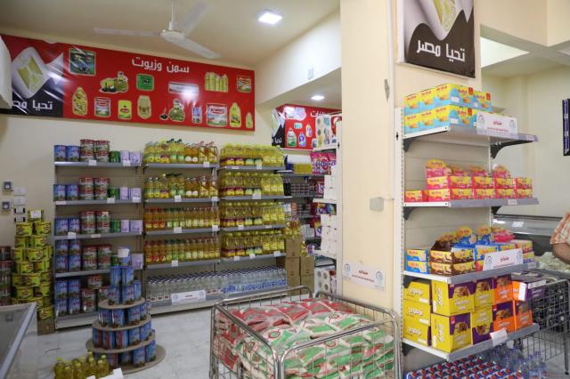 محافظ القاهرة : إفتتاح عدة منافذ جديدة لبيع السلع الغذائية واللحوم والخبز بمجمع مساكن الخيالة