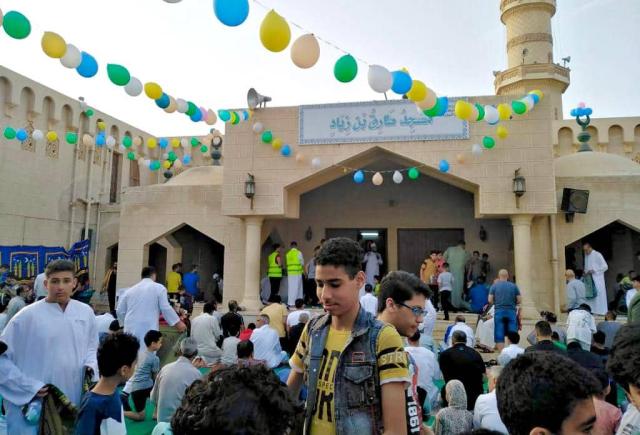 مستقبل وطن الشروق يوزع 3 آلاف هدية على الأطفال خلال صلاة عيد الفطر أمام المساجد