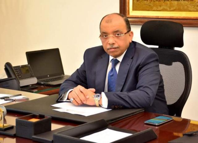 وزير التنمية المحلية يُنعي شهداء الوطن من أبناء القوات المسلحة في حادث سيناء الإرهابي