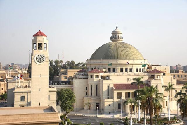 كلية الدراسات الأفريقية العليا بجامعة القاهرة تحصل على الأيزو للعام الخامس على التوالي