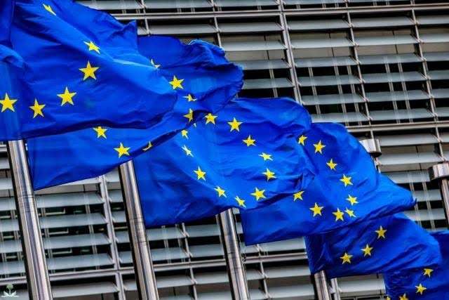 عاجل.. الاتحاد الأوروبي يوافق على منح أوكرانيا صفة مرشح لعضويته