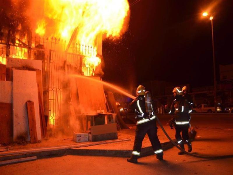 حريق هائل بوسط العاصمة الأردنية عمان