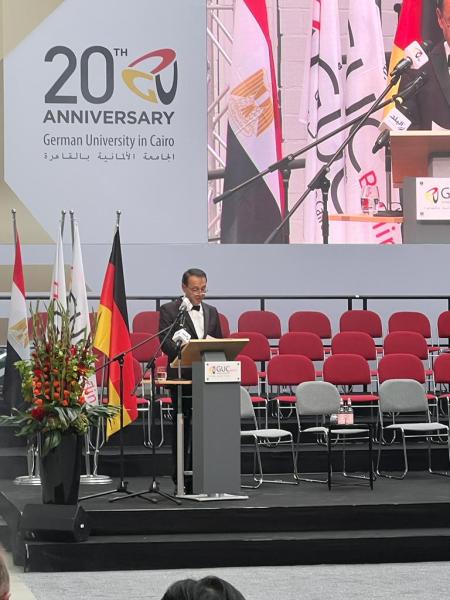 د. أشرف منصور من احتفالية الجامعة الألمانية في برلين