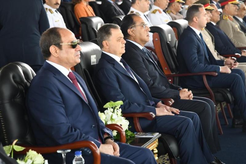 شاهد بالصور .. بحضور الرئيس السيسى إحتفال وزارة الداخلية بيوم الخريجين