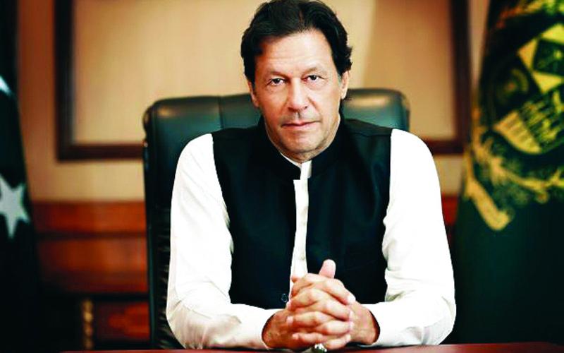 تطورات الحالة الصحية لـ رئيس الوزراء الباكستاني السابق عمران خان عقب إطلاق النار عليه