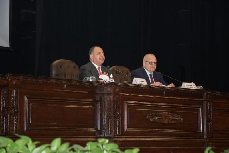 بالفيديو والصور .. وزير المالية في جامعة القاهرة :الاقتصاد المصري بات أكثر قدرة على التعامل مع الصدمات الخارجية