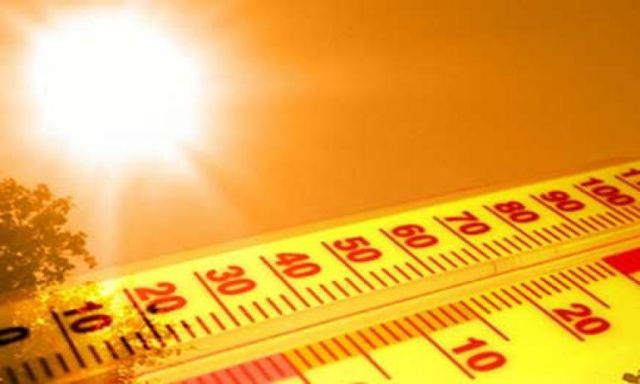 رئيس معمل أبحاث الشمس يكشف أسباب ارتفاع درجات الحرارة