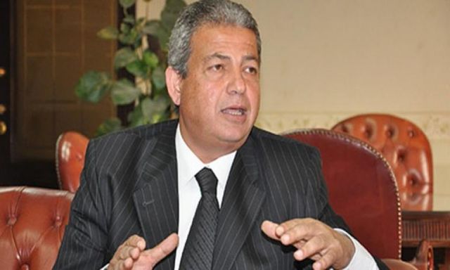 وزير الشباب والرياضة: بعد احداث تونس مفيش عودة لـ”الجماهير”