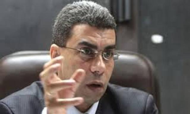 القوات المسلحة تنعى الكاتب الصحفى ياسر رزق