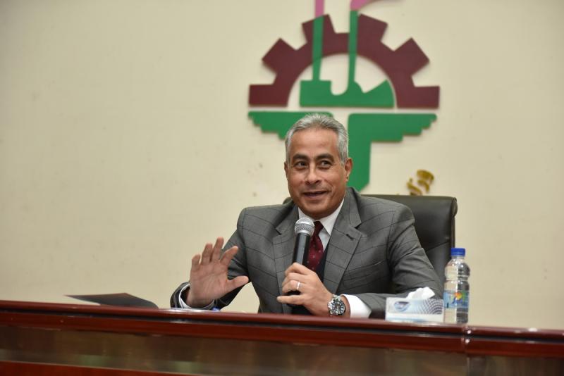 صور.. وزير القوى العاملة يشهد حلف «اليمين القانونية» لـ72 مفتشاً جديداً