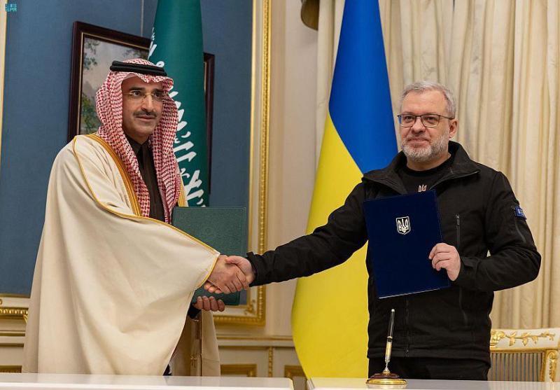 السعودية تُقدم مساعدات لأوكرانيا بقيمة 400 مليون دولار