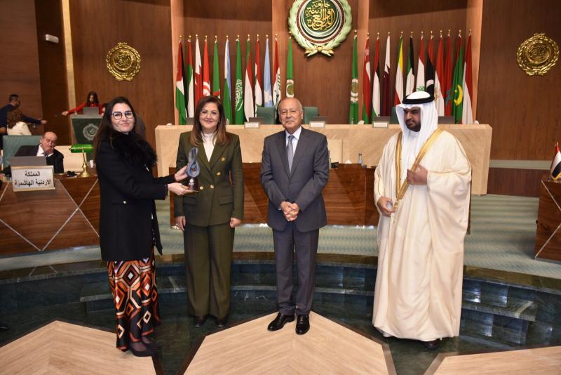 جهينه تتلقى تكريم في فعاليات اليوم العربي للاستدامة عل هامش مؤتمر جامعة الدول العربية للتنمية المستدامة