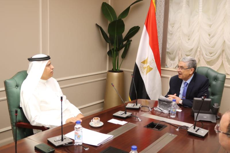 وزير الكهرباء يبحث مع رئيس «الإمارات العالمية للألمنيوم» آفاق التعاون والاستثمار في مصر