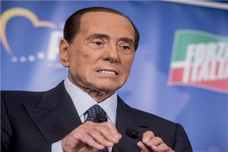 تطورات الحالة الصحية لرئيس وزراء إيطاليا الأسبق بعد إصابته بسرطان الدم