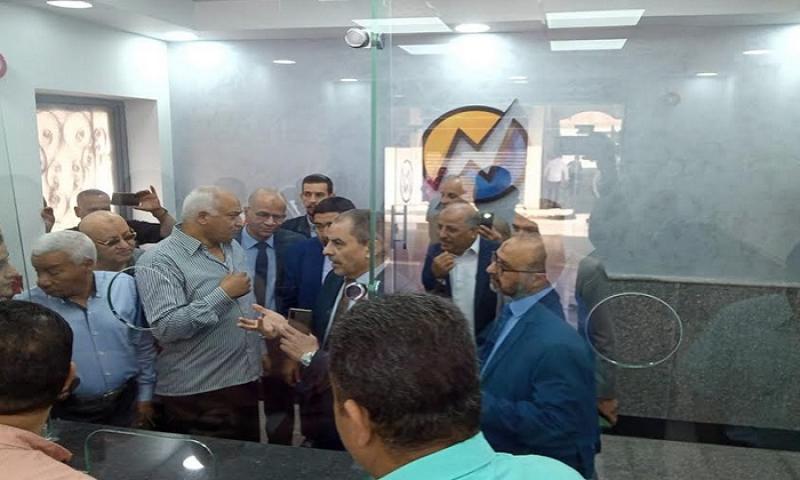 «مصر الوسطى» تفتتح مركزًا مطورًا لخدمة عملاء الكهرباء بأسيوط