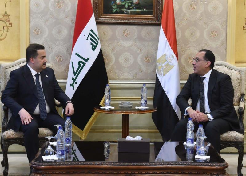 تفاصيل لقاء رئيس الوزراء ونظيره العراقي