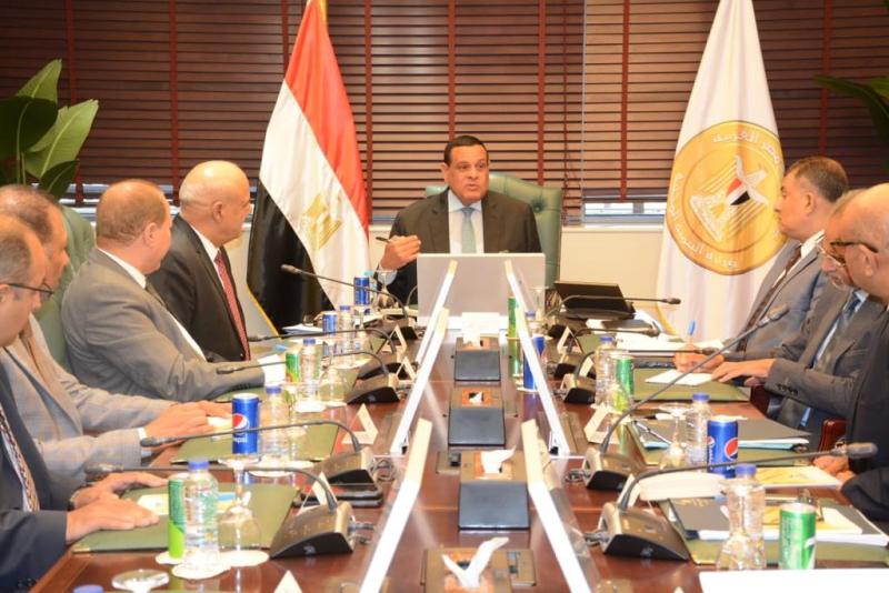 وزير التنمية المحلية: تنفيذ 4595 مشروعًا باستثمارات 16.8 مليار جنيه ببرنامج تنمية صعيد مصر