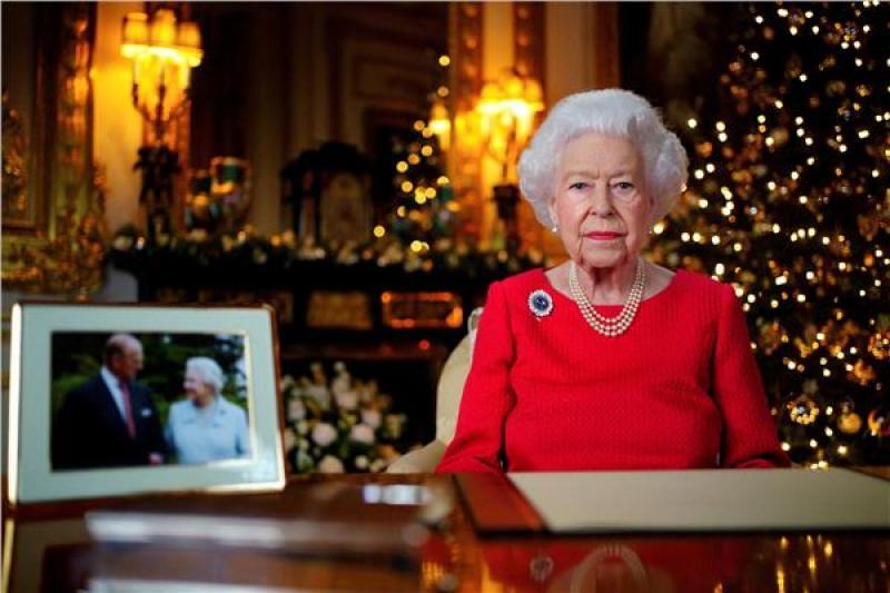بريطانيا تُحيي الذكرى الأولى لوفاة الملكة إليزابيث
