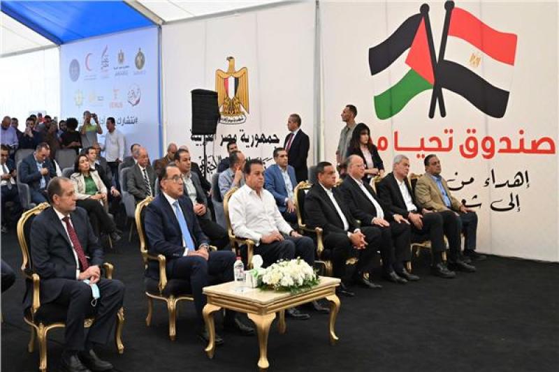 عاجل.. رئيس الوزراء يشهد إطلاق قافلة «تحيا مصر» لتقديم مساعدات إنسانية إلى غزة