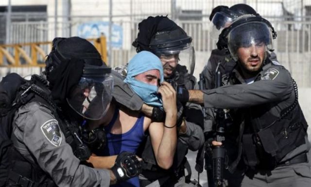 هآرتس: المستنيرون في إسرائيل يريدون قتل الفلسطينيين دون محاكمة
