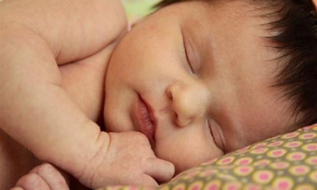 تطوّر قدرات الإبصار لدى الطفل حديث الولادة