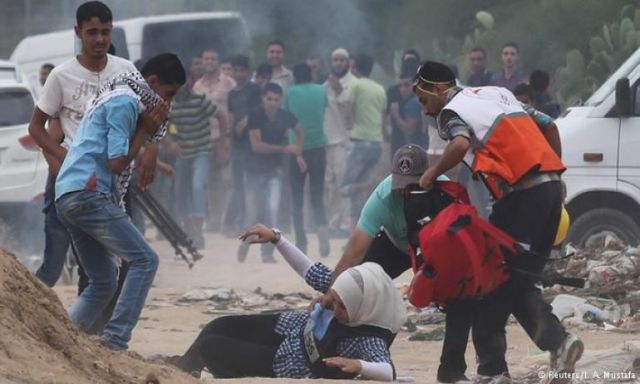 وفاة وإصابة 51 فلسطينيا في مواجهات مع قوات الاحتلال بقطاع غزة