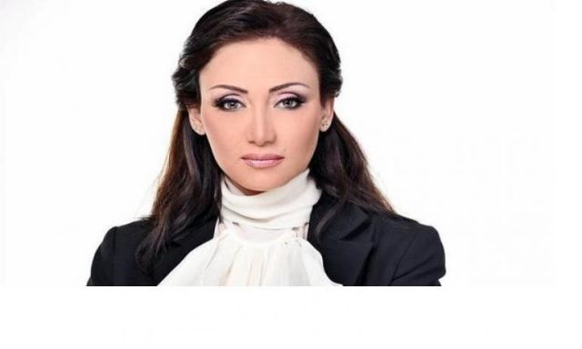 بالفيديو.. محامي فتاة المول يهاجم ريهام سعيد على الهواء