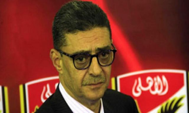 أنباء عن أستقالة محمود طاهر رئيس النادى الأهلى
