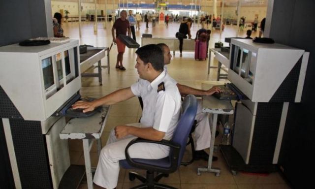 بريطانيا تشيد باجراءات التأمين فى المطارات المصرية