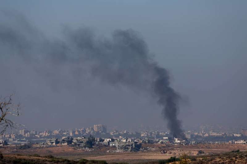اشتباكات عنيفة في عدد من أحياء غزة شمال القطاع