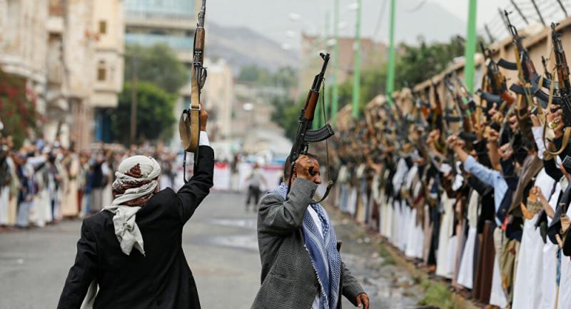 الرد قادم لا محالة.. جماعة الحوثيين تهدد وتتوعد أمريكا وبريطانيا وإسرائيل