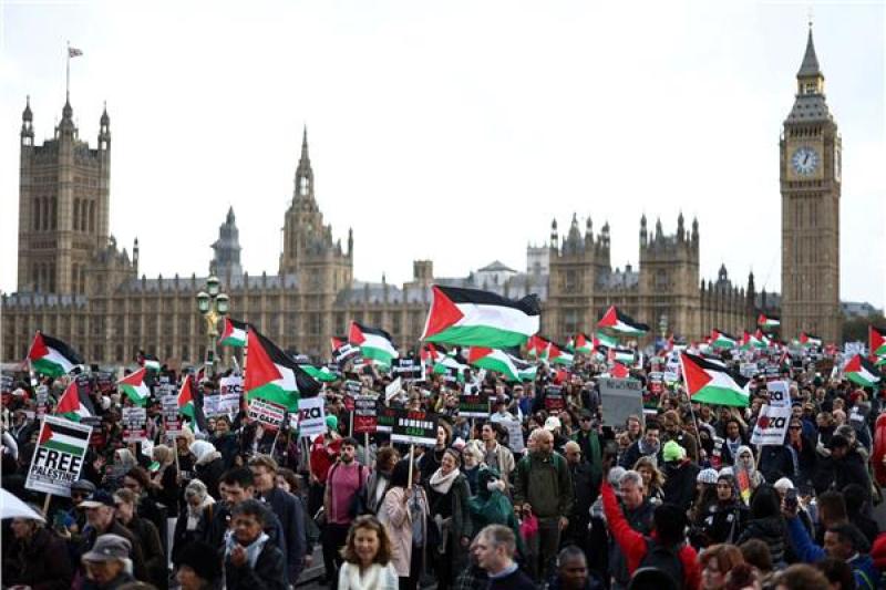 جانب من المظاهرات الرافضة لقصف غزة