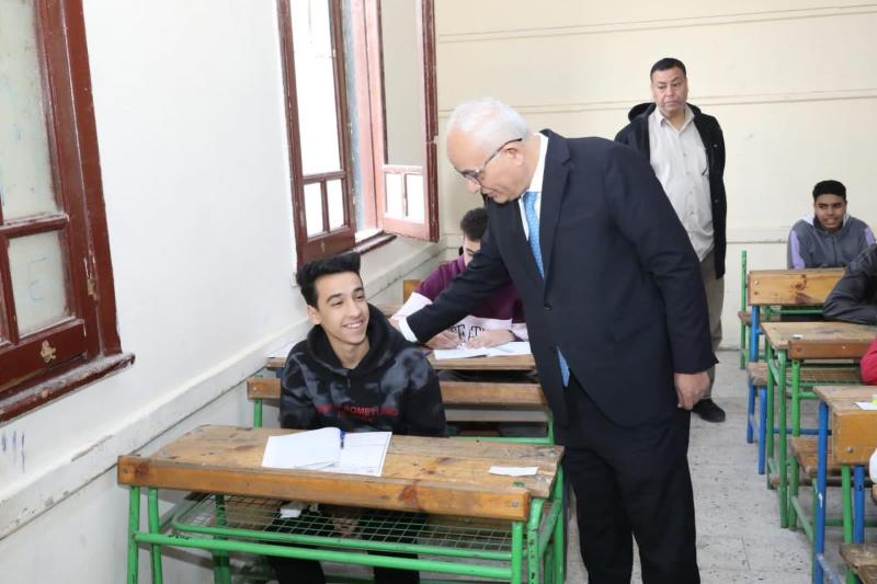 عيد الغطاس.. وقف عقد امتحانات الإعدادية يوم السبت لطلاب القاهرة والجيزة
