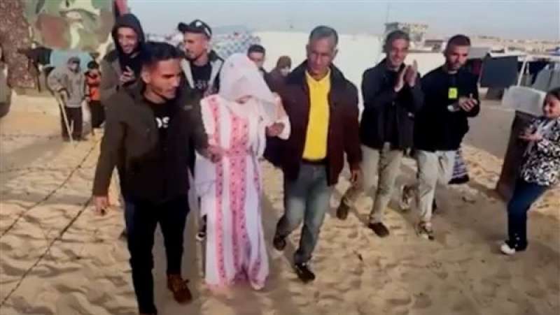 حكاية أغرب حفل زفاف على أنغام القنابل بقطاع غزة