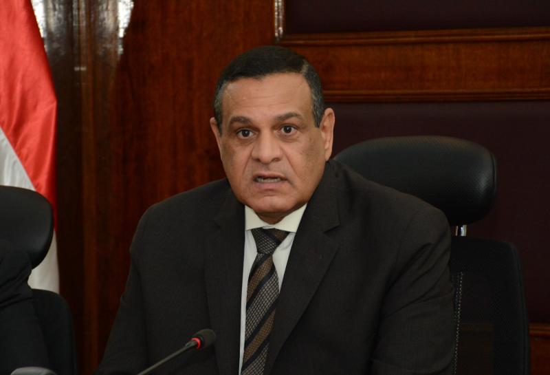 وزير التنمية المحلية يتفقد مركز السيطرة الموحد للشبكة الوطنية للطوارئ والسلامة العامة بالإسكندرية