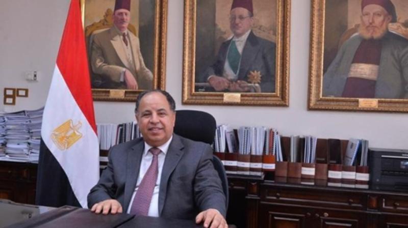 عاجل.. وزير المالية يوجه بالإفراج الفوري عن شحنات الإغاثة لغزة