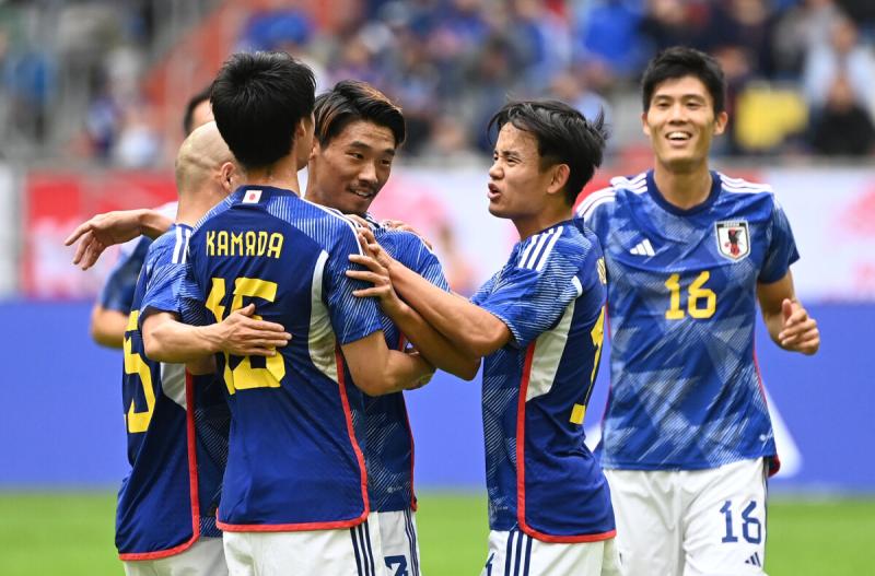 اليابان يقهر إندونيسيا 1/3 ويتأهل لدور الـ 16 في كأس آسيا