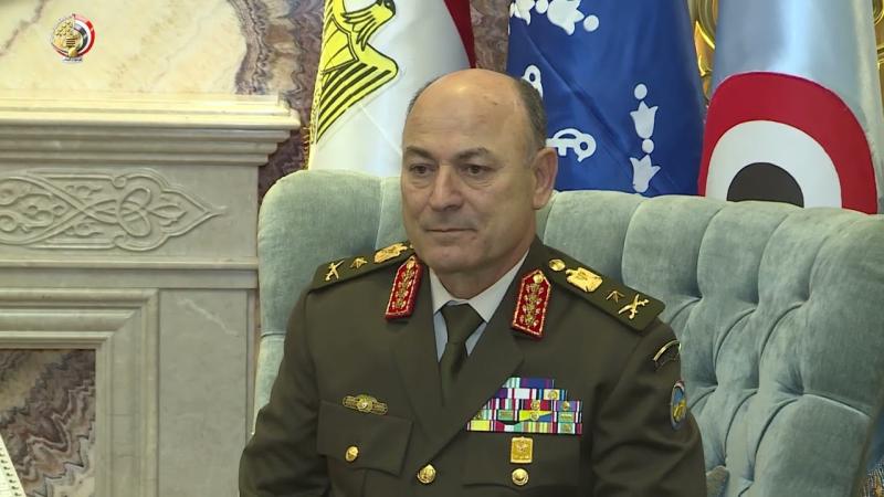 رئيس أركان القوات المسلحة يتفقد ضبطيات قوات حرس الحدود
