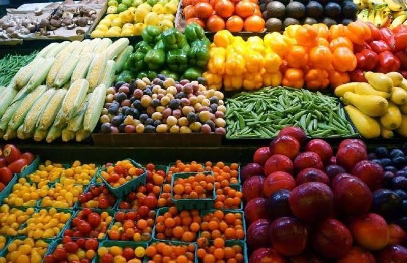الطماطم بـ5 جنيهات.. أسعار الخضراوات والفاكهة اليوم السبت 10-2-2024