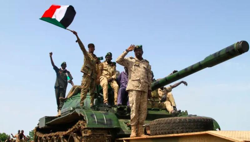 السودان.. إجبار مئات المواطنين على النزوح بسبب غارات للجيش