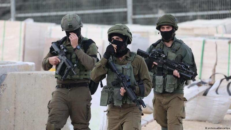 مقتل وإصابة 10 أسرى إسرائيليين في قصف إسرائيلي على غزة