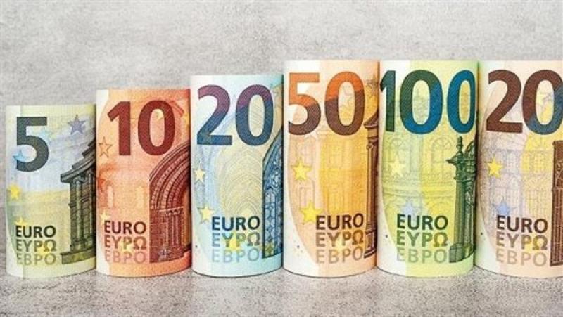 سعر  اليورو مقابل الجنيه في البنوك اليوم الإثنين 12-2-2024