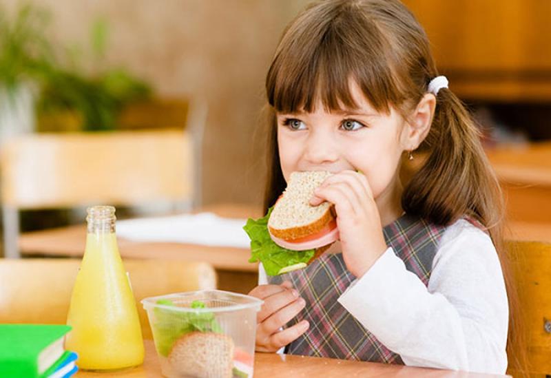 أطعمة تساعد على التركيز في المدارس 