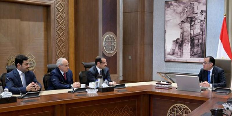 لقاء رئيس الوزراء برئيس الشركة المصرية - الكويتية القابضة