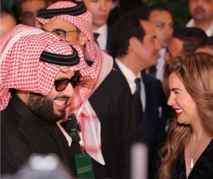مي عز الدين تغازل تركي آل شيخ بكلمات رقيقة بعد حفل ليالي سعودية مصرية
