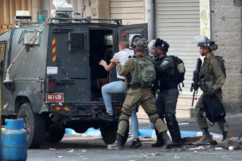 إسرائيل تعتقل 7170 فلسطينيًا من الضفة الغربية منذ 7 أكتوبر