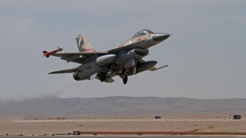 عاجل.. مصدر أمني ينفي اختراق طيران عسكري إسرائيلي للمجال الجوي المصري